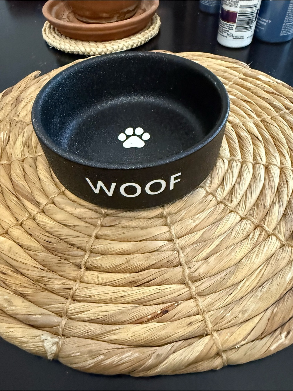 Signature Housewares | Dog bowl